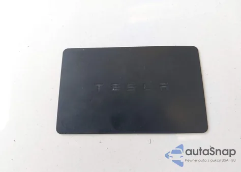 2018 Tesla Model 3 Long Range/Mid Range from USA, damaged, VIN 5YJ3E1EA5JF019247